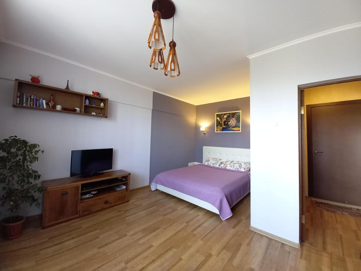 "Картина Горных Вершин" Квартира- "Mountain View" Apartment アルマトイ エクステリア 写真